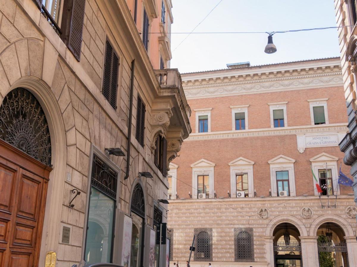 The Best Rent - Bright Apartment Near Isola Tiberina Roma Exterior foto